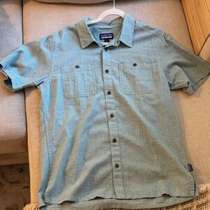 Patagonia Men's Casual Green/Blue Button Down Shirt